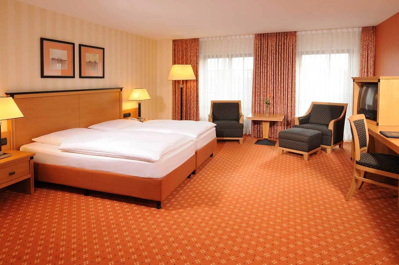 Maritim Hotel Dresde 4*,  Alemania