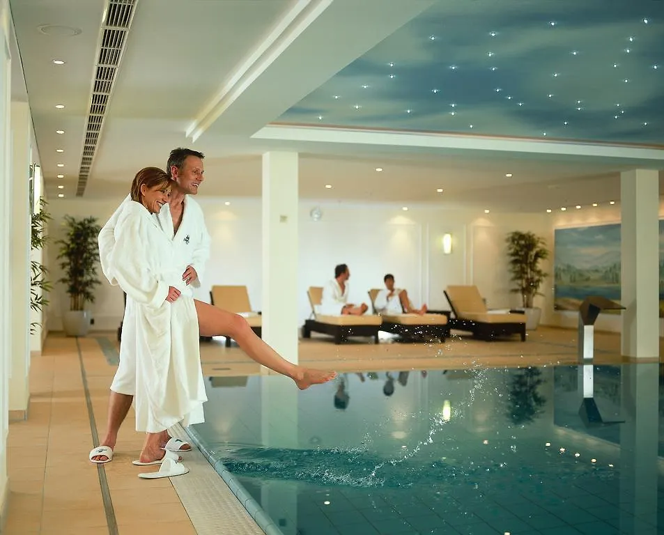 Maritim Hotel דרזדן 4*,  גרמניה